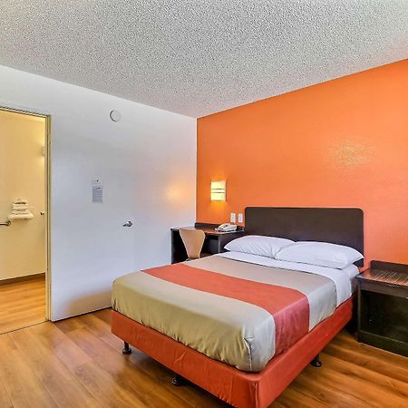 Motel 6-Oakland, Ca - Airport Exterior foto